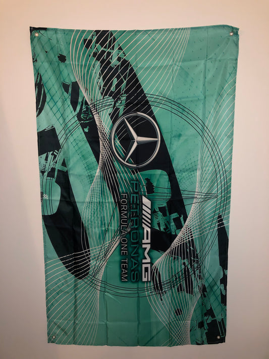 Drapeau Mercedes amg